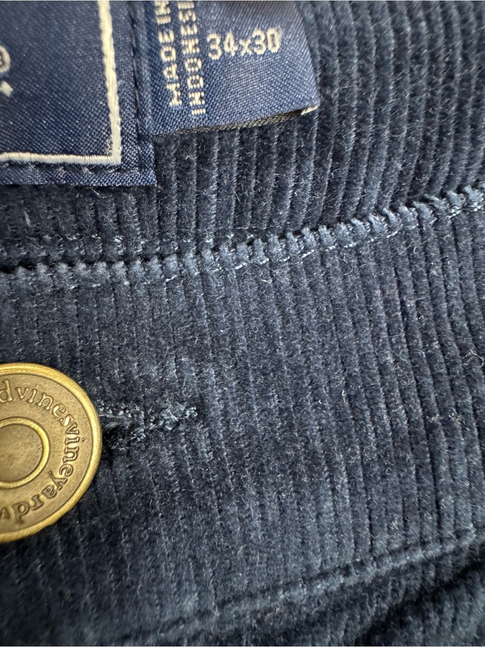 Vineyard Vines Men's Corduroy Navy Straight Jeans - Picture 4 of 10